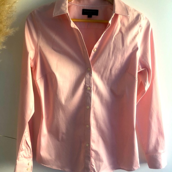 Banana Republic Shirt - Picture 1 of 5
